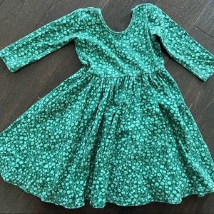 Alice + Ames size 5 green super twirl dress